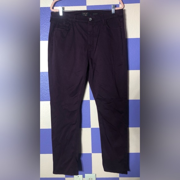 NWOT 7 For All Mankind Jen 7 Sateen Slim Straight Leg Jeans in Plum - Picture 1 of 8
